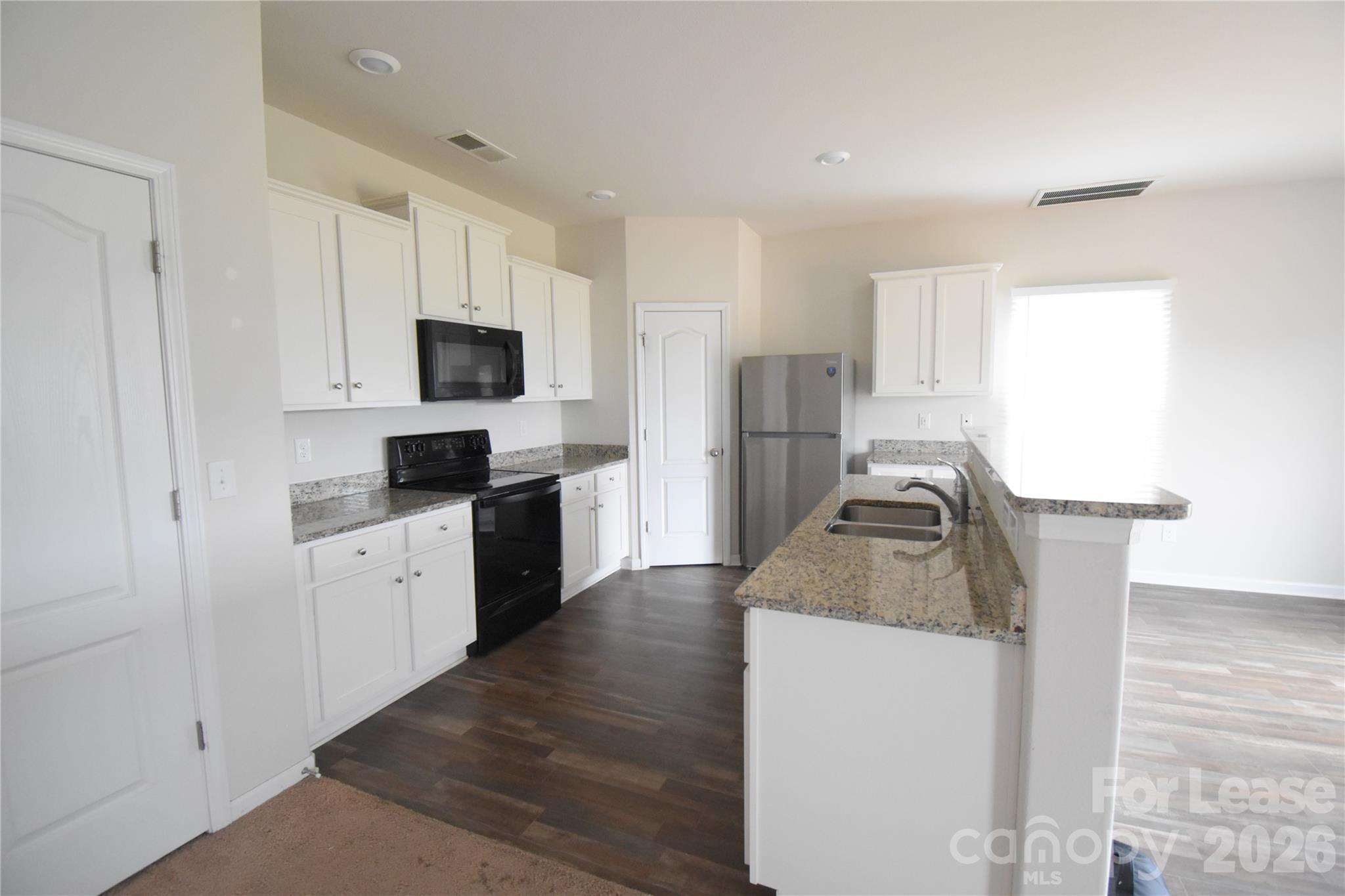 9709 Weikert Road Charlotte NC 28215