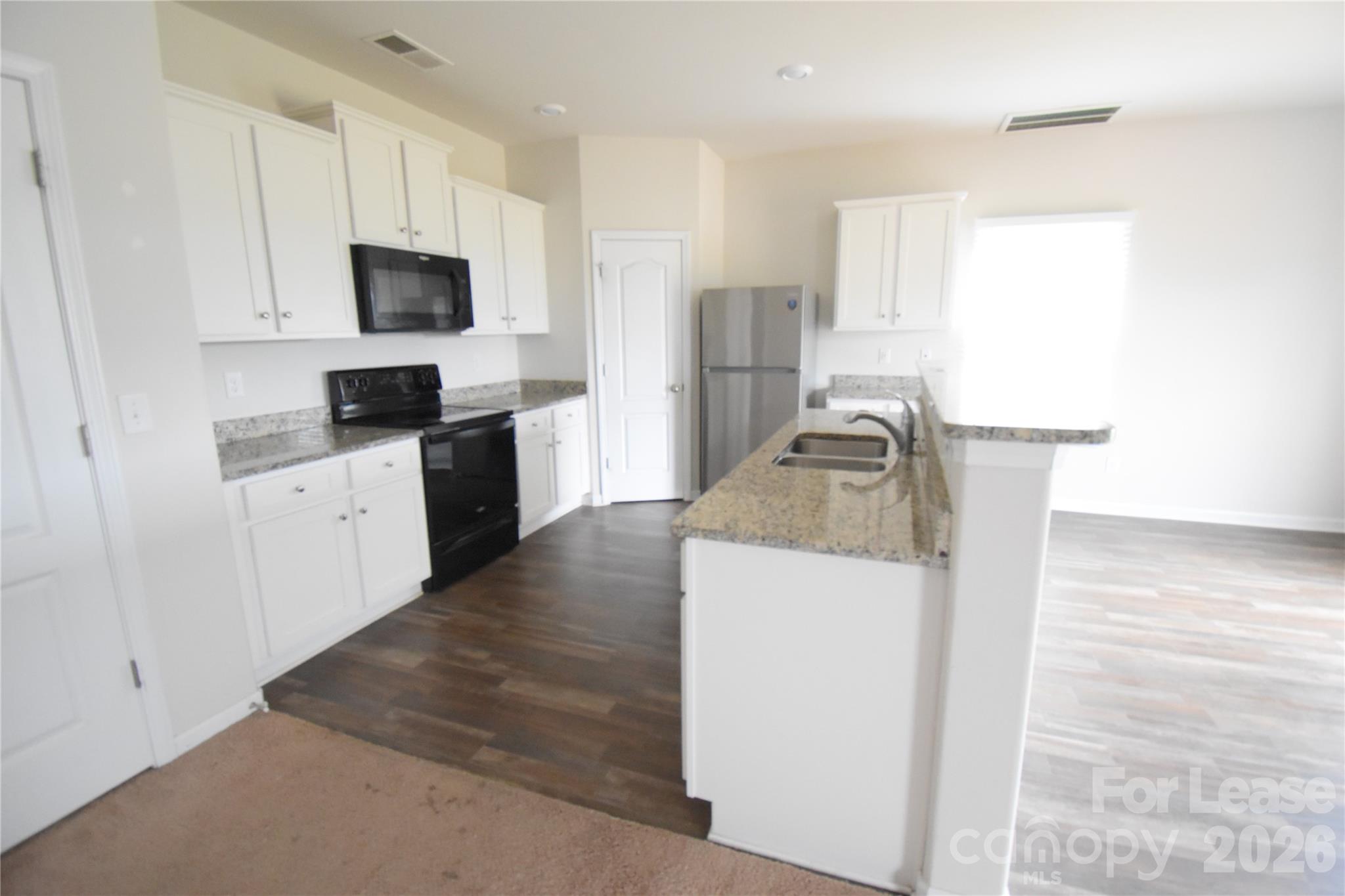 9709 Weikert Road Charlotte NC 28215