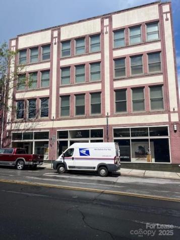 52 Biltmore Avenue Asheville NC 28801