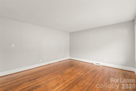 4914 Kistler Avenue Charlotte NC 28205