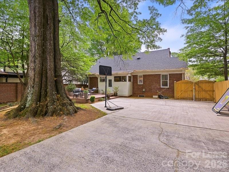 204 S Laurel Avenue Charlotte NC 28207