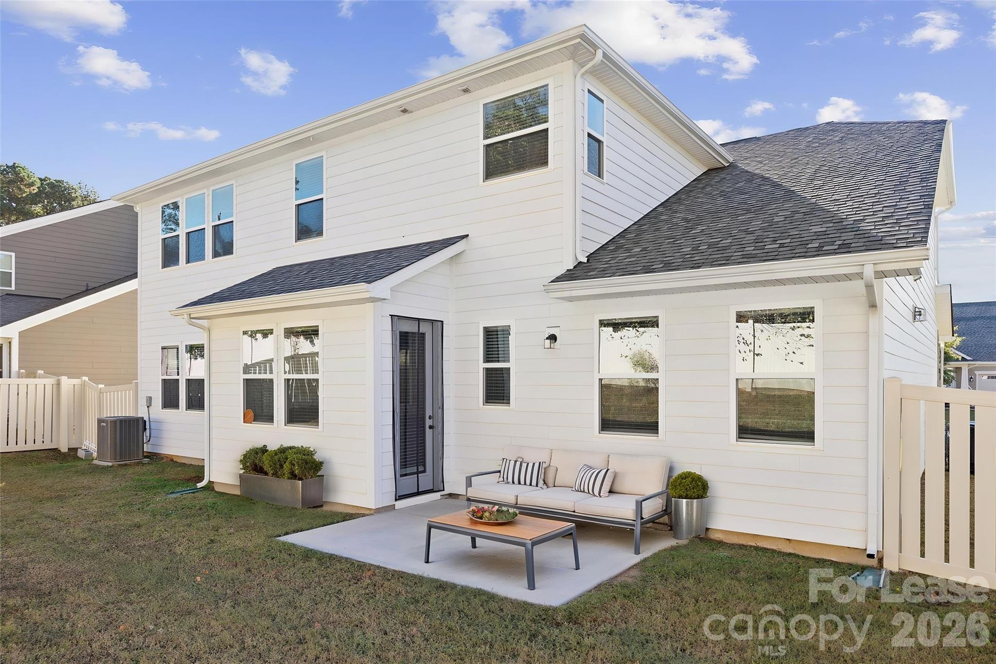 15311 Red Canoe Way Charlotte NC 28278