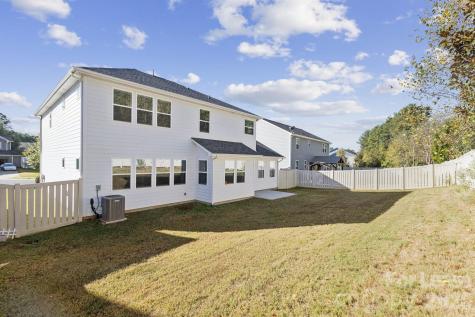 15311 Red Canoe Way Charlotte NC 28278