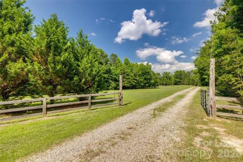 970 E Old Limestone Road York SC 29745