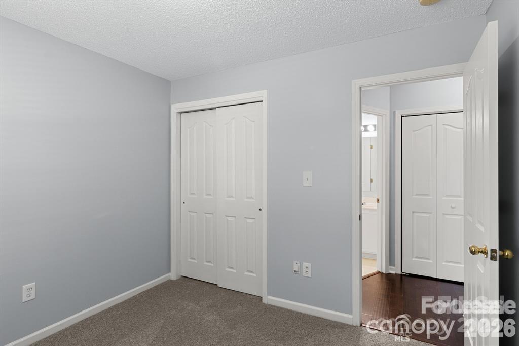 6828 Ayrshire Glen Place Charlotte NC 28273