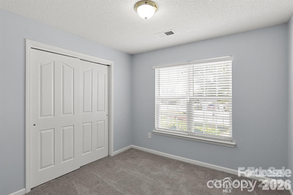6828 Ayrshire Glen Place Charlotte NC 28273