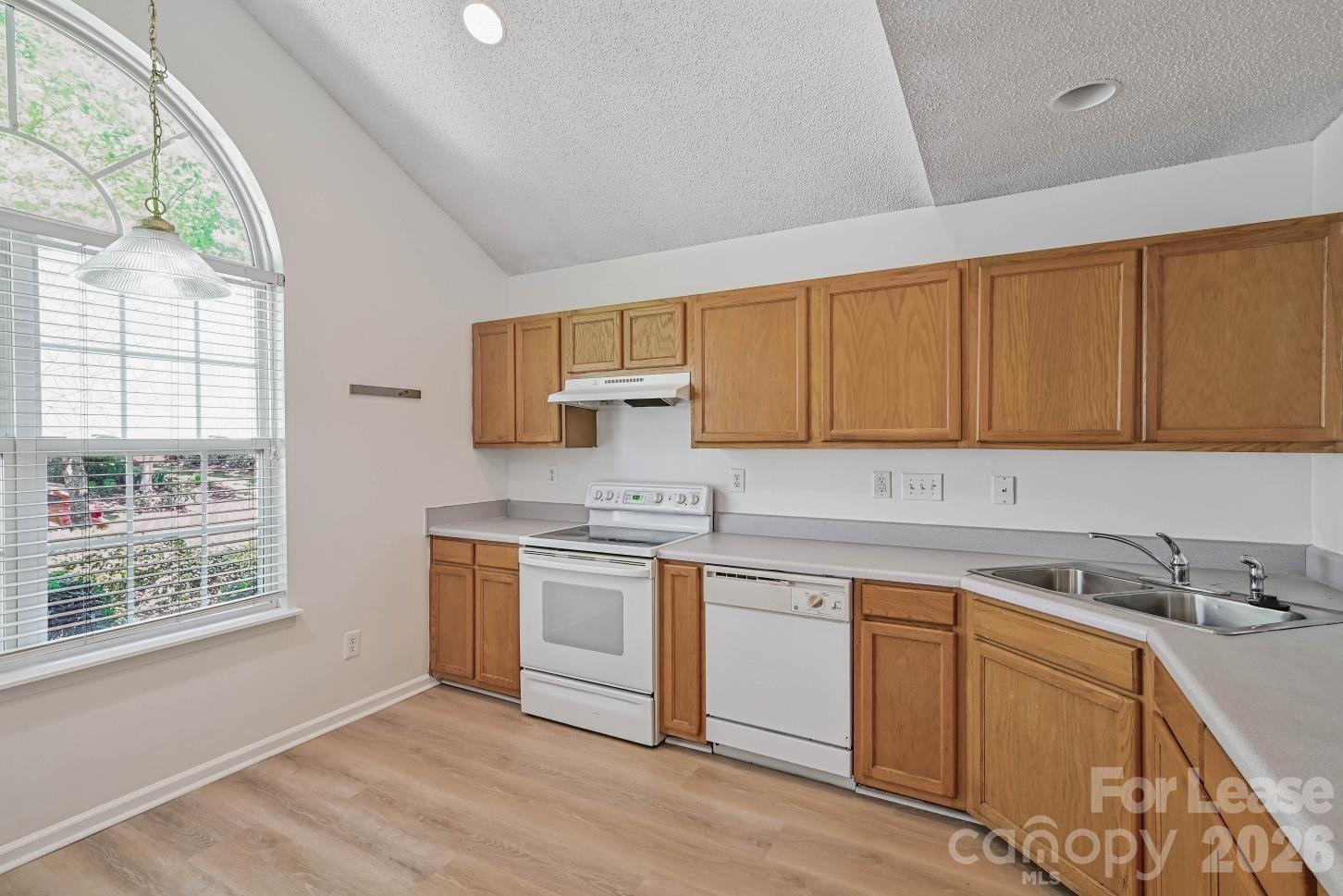10630 Sleigh Bell Lane Charlotte NC 28216