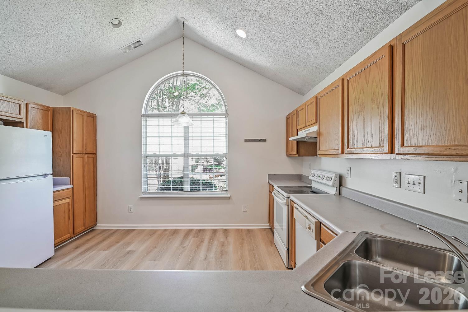 10630 Sleigh Bell Lane Charlotte NC 28216