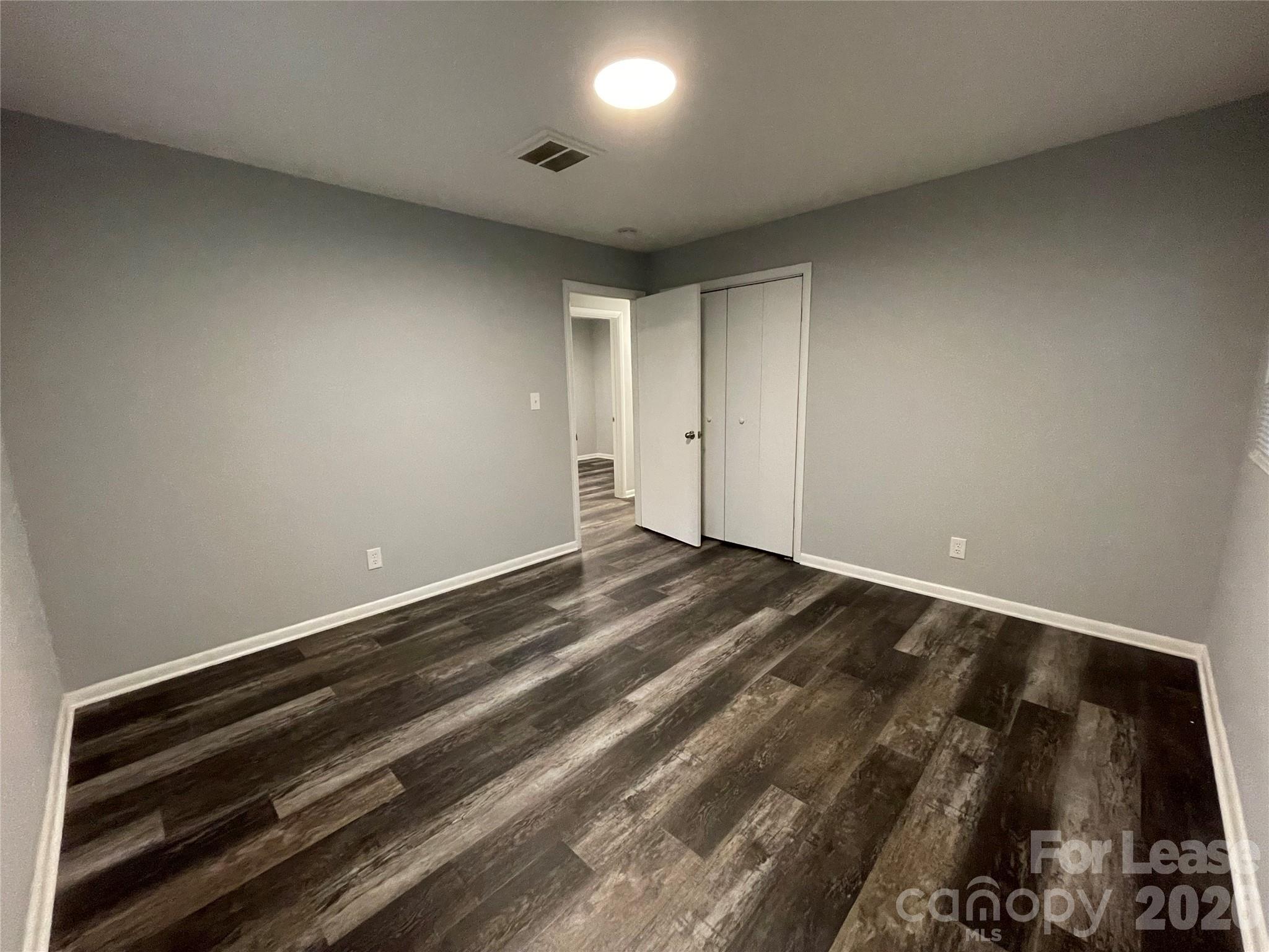 2815 Ravencroft Drive Charlotte NC 28208