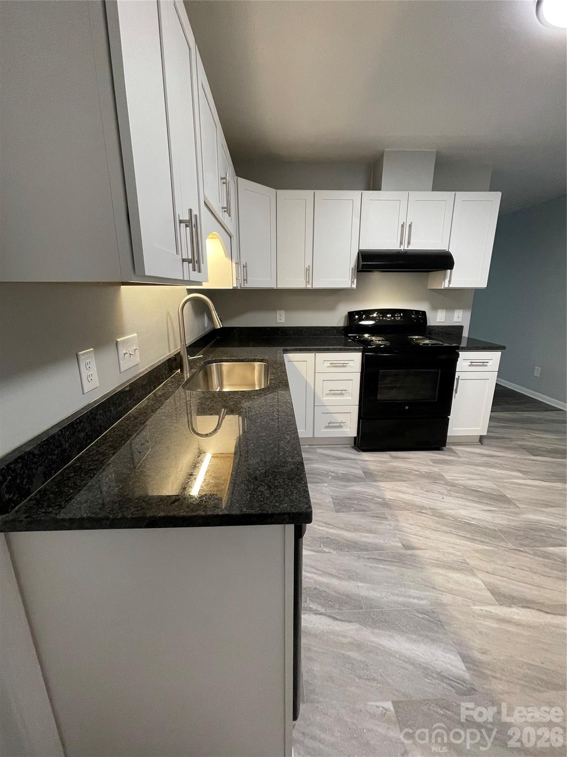 2815 Ravencroft Drive Charlotte NC 28208