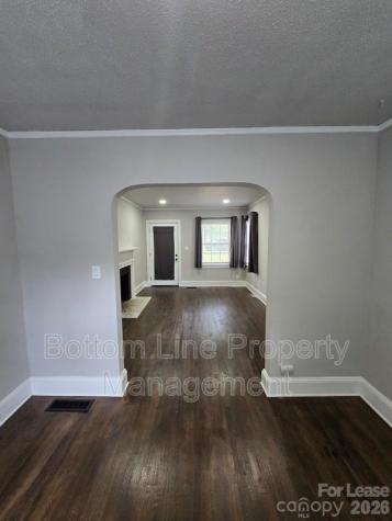 5008 Doris Avenue Charlotte NC 28205