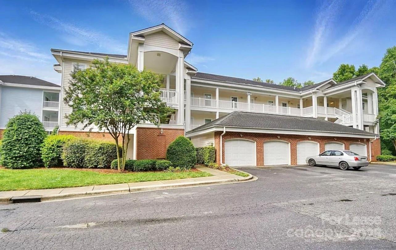 8731 Coralbell Lane Charlotte NC 28213