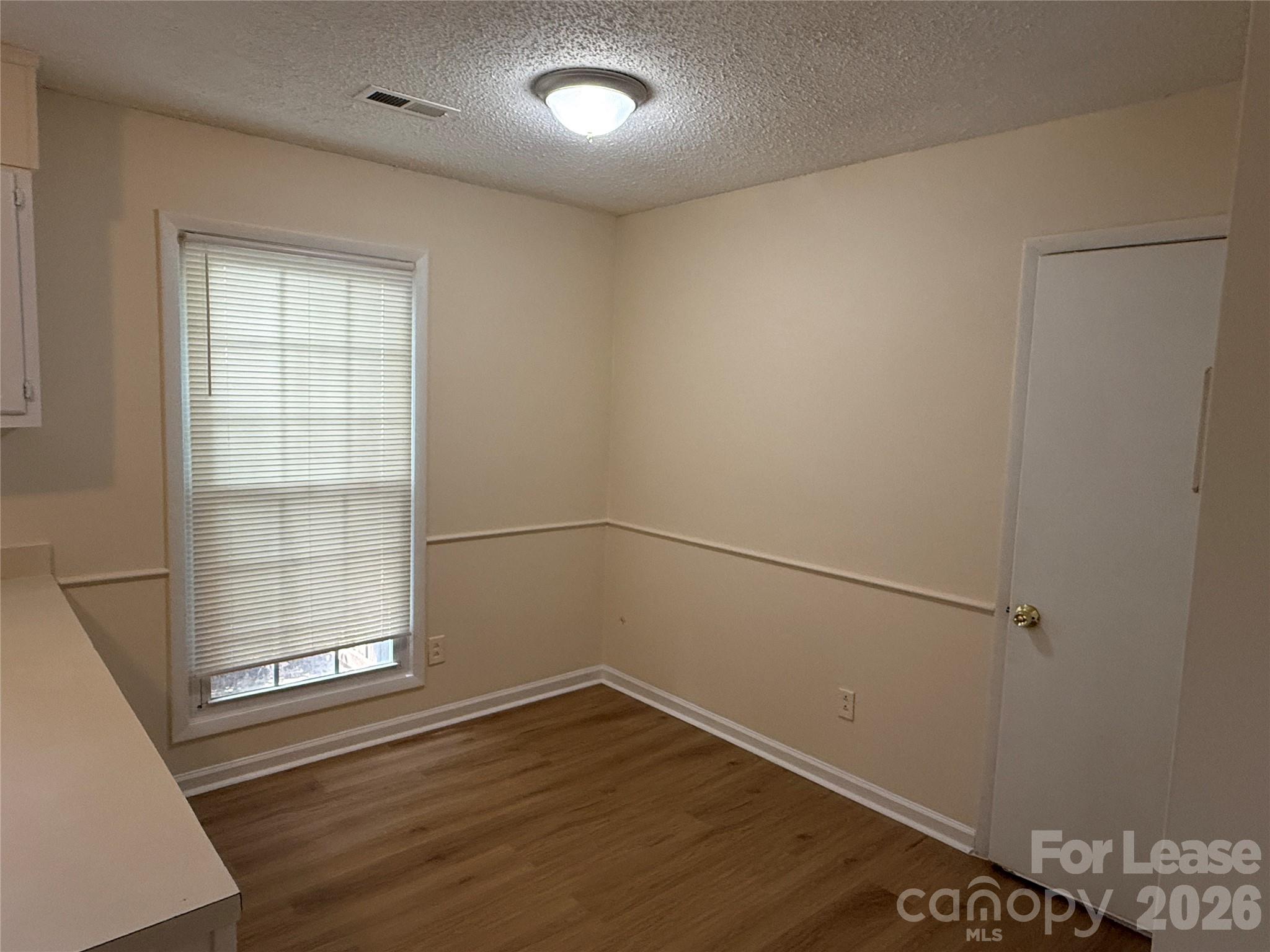 6341 Round Hill Road Charlotte NC 28211