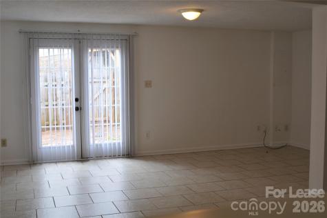 9626-C Vinca Circle Charlotte NC 28213