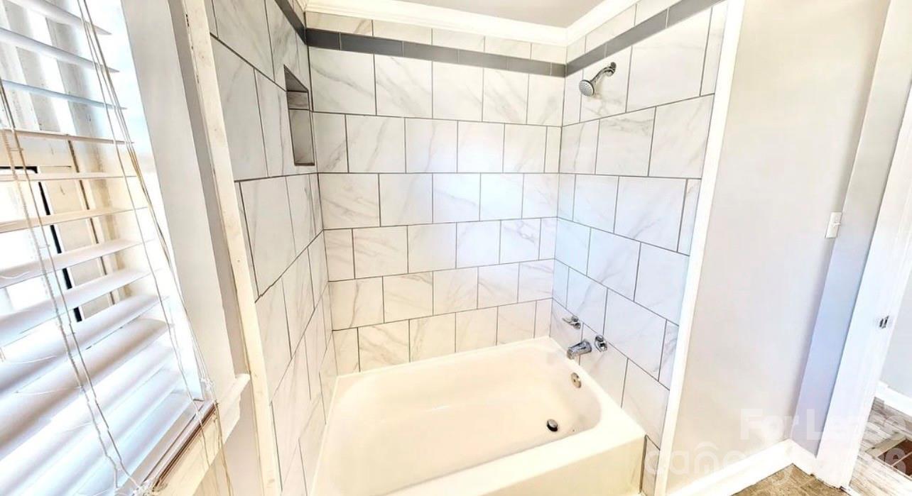 2320 Vanderbilt Road Charlotte NC 28206