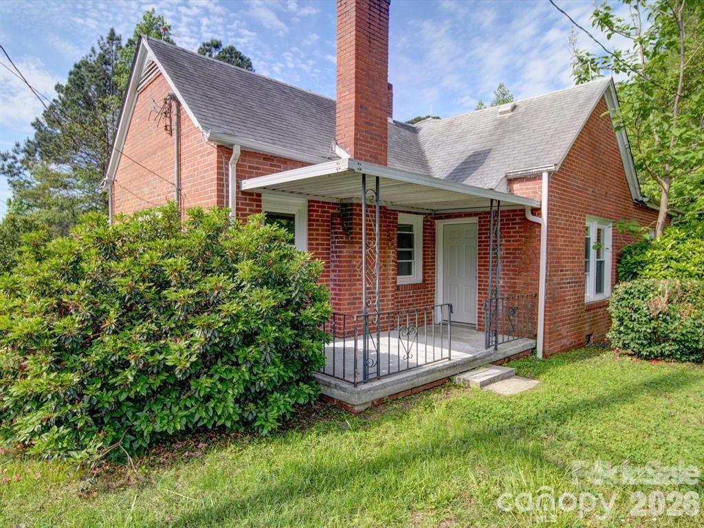 720 S Main Street Troy NC 27371