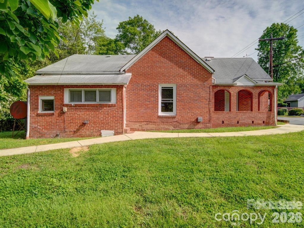 720 S Main Street Troy NC 27371