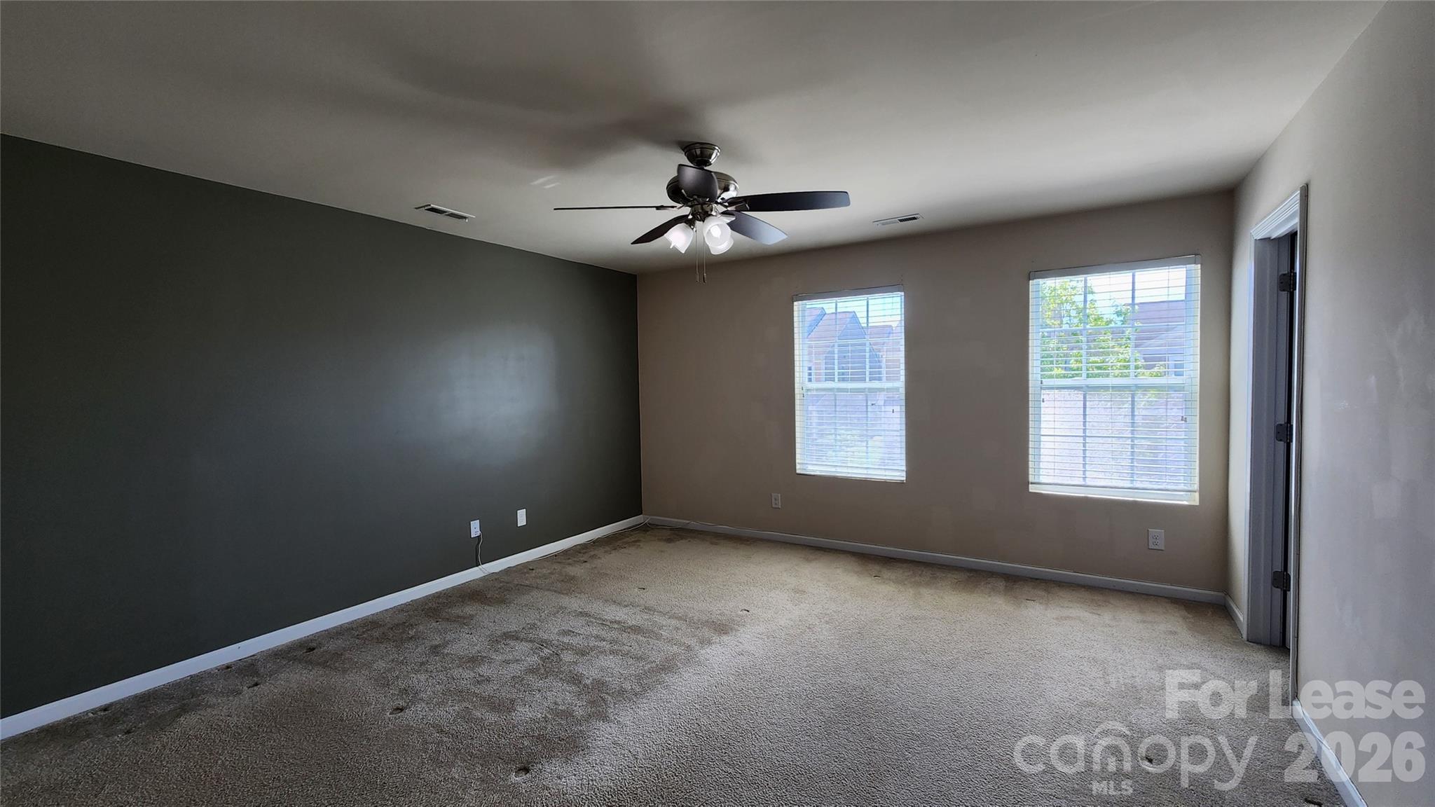 508 Knothole Lane Charlotte NC 28214