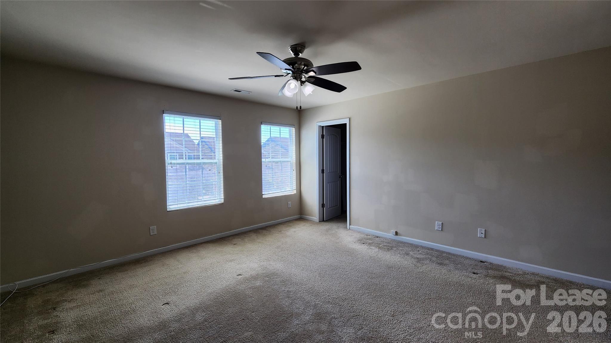 508 Knothole Lane Charlotte NC 28214