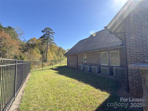 14019 Thompson Road Charlotte NC 28227