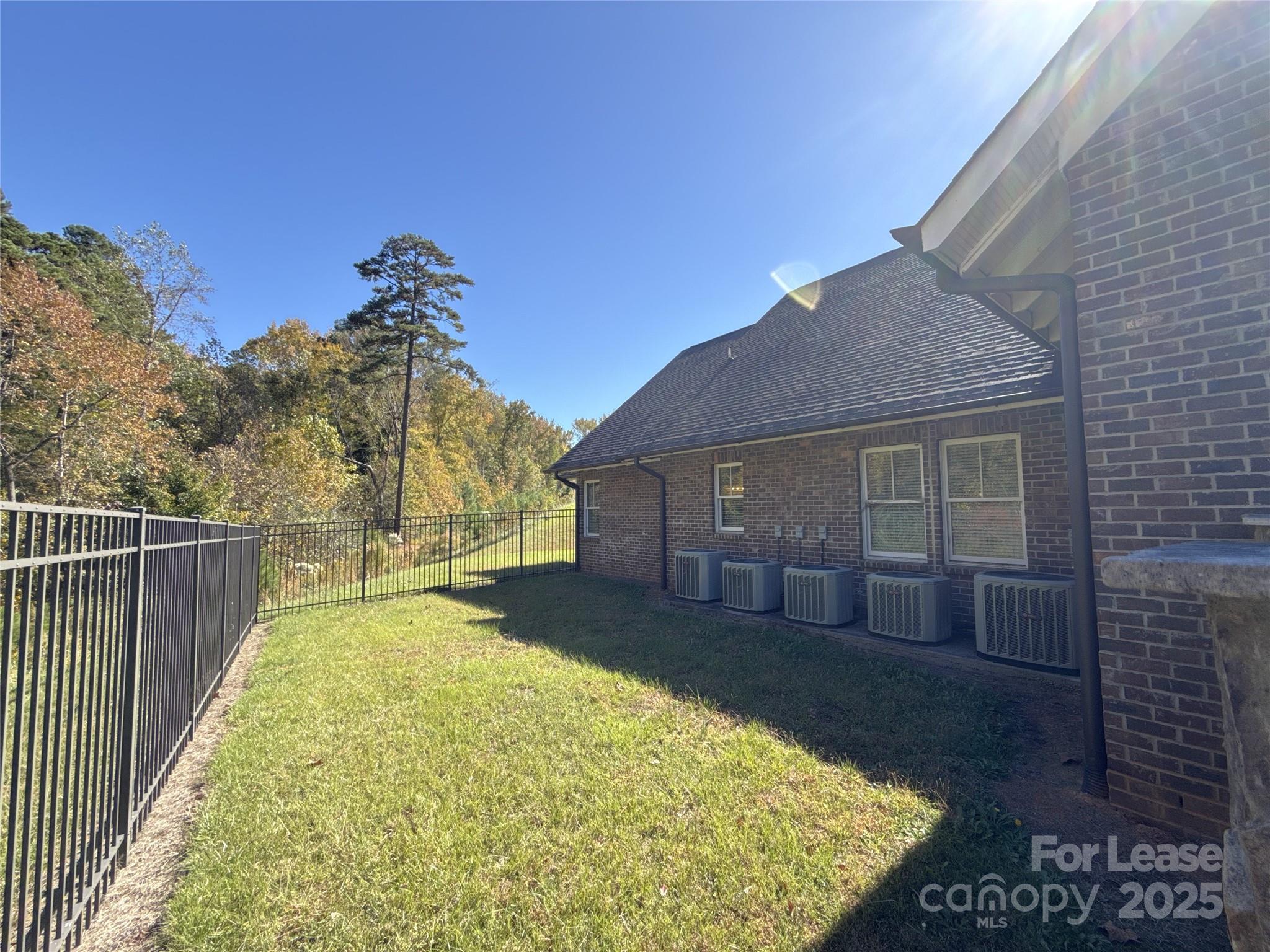14019 Thompson Road Charlotte NC 28227
