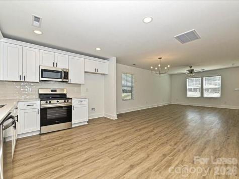 584 Pleasant Avenue Kannapolis NC 28081