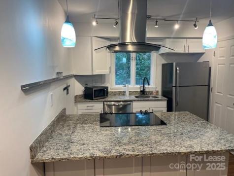 433 W 8th Street Charlotte NC 28202