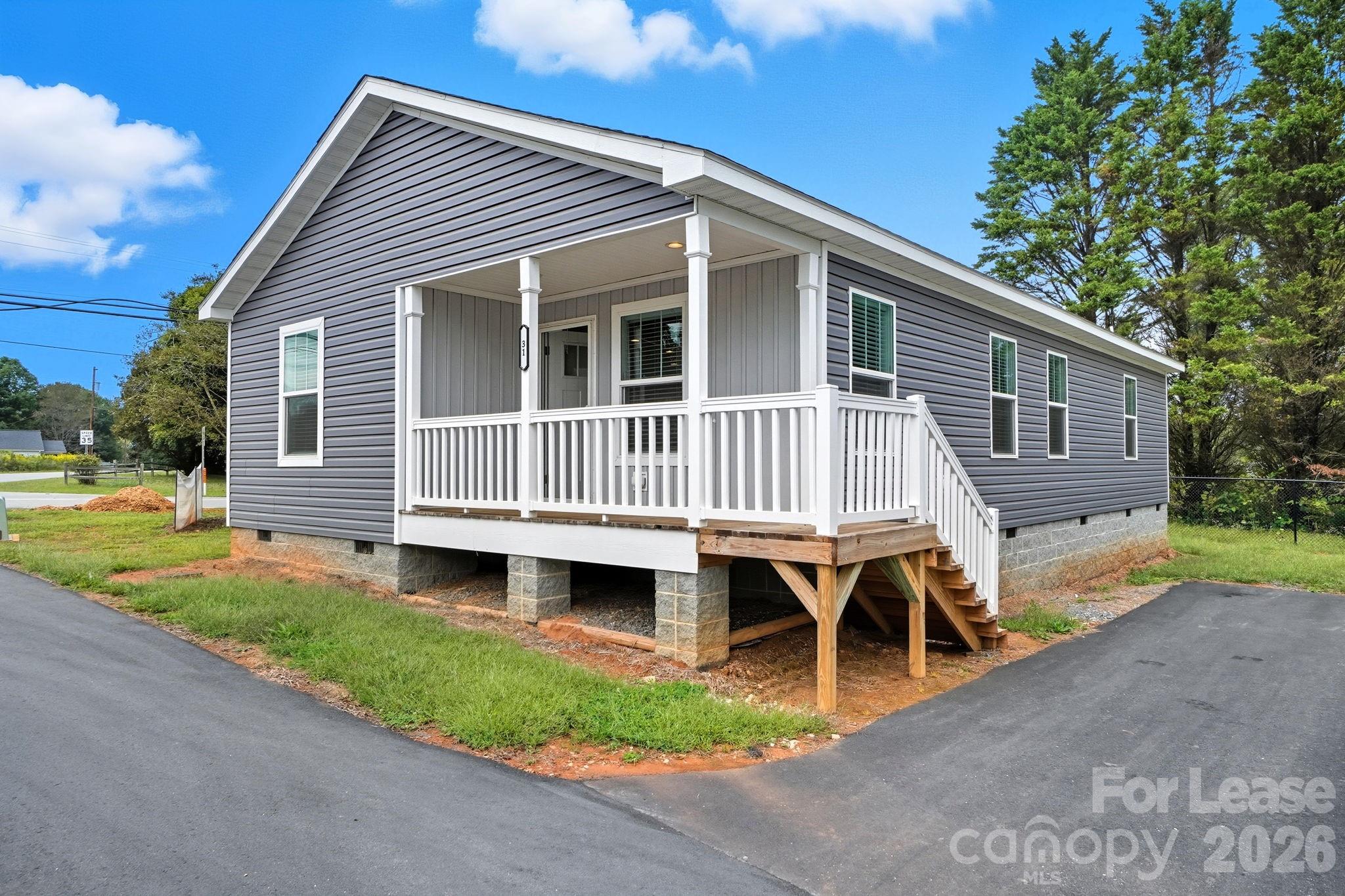2102 24th Avenue NE Hickory NC 28601