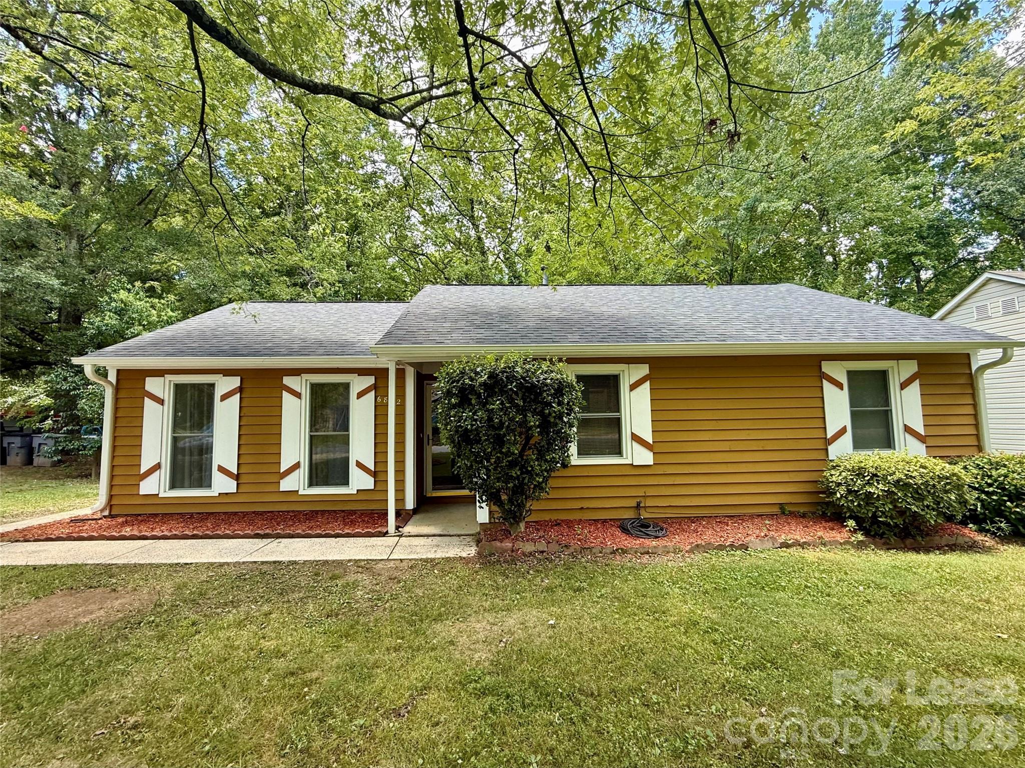 6832 Delta Lake Drive Charlotte NC 28215