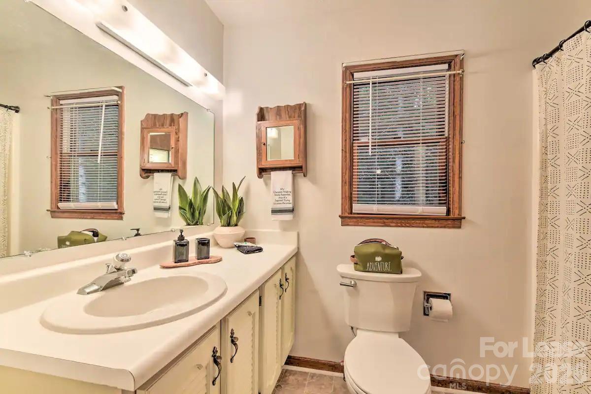 106 Sage Court Maggie Valley NC 28716