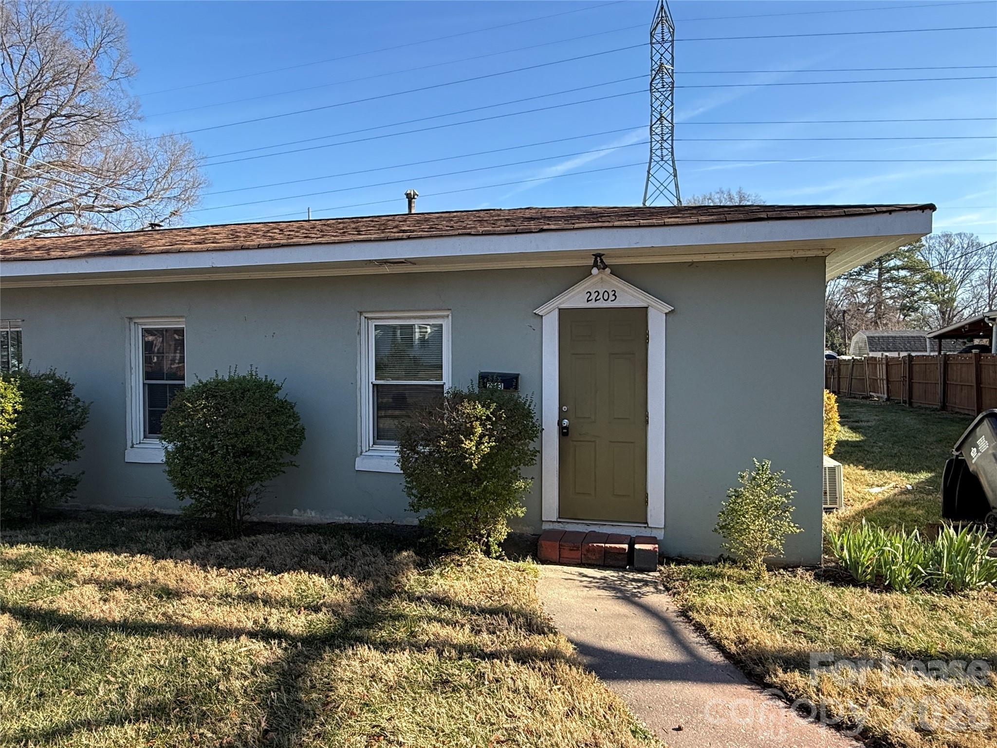 2203 Highland Street Charlotte NC 28208