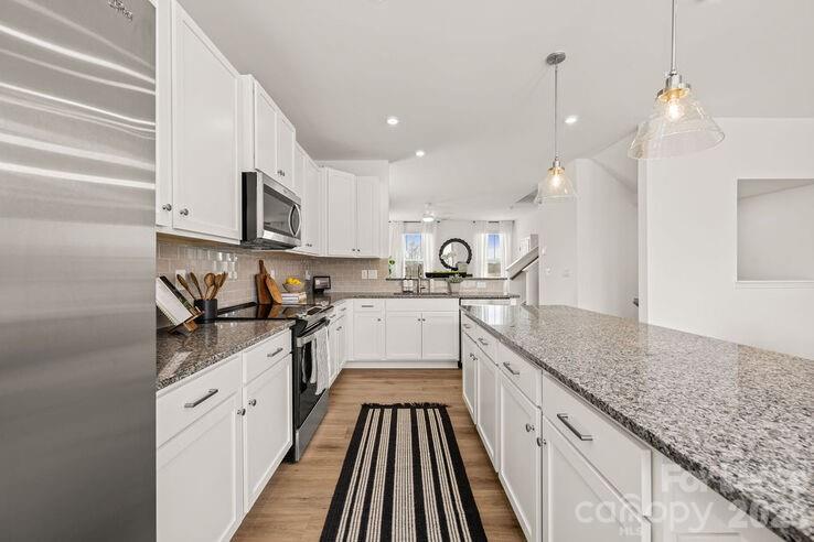 1018 Fairway Green Lane Charlotte NC 28216
