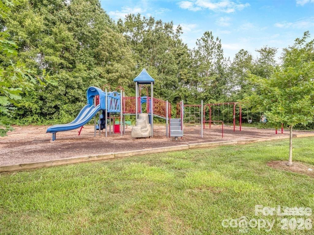 8715 Parkchester Drive Charlotte NC 28277