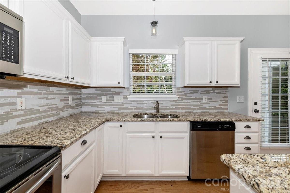 4102 Christine Lane Waxhaw NC 28173