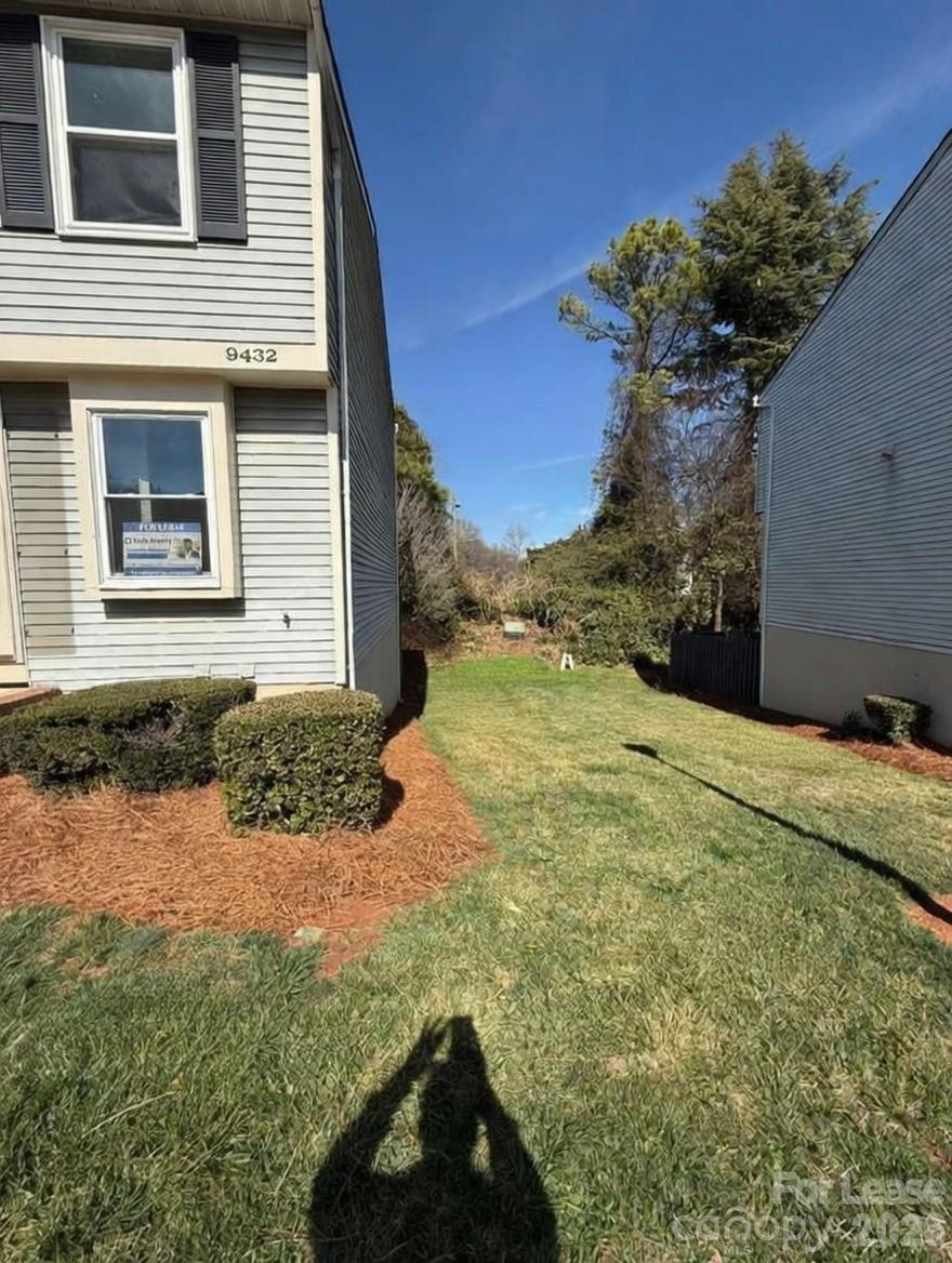 9432 Lexington Circle Charlotte NC 28213