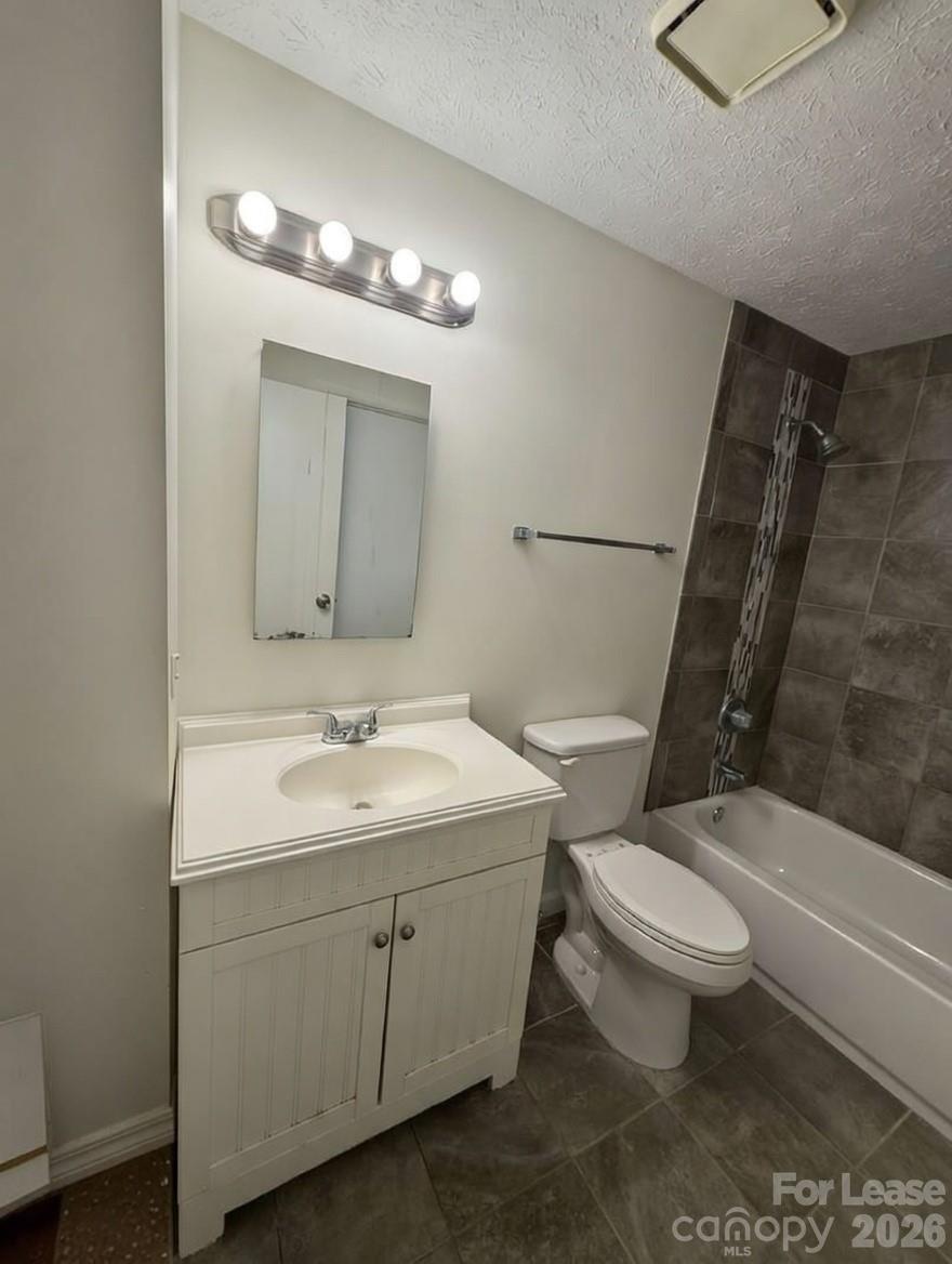 9432 Lexington Circle Charlotte NC 28213