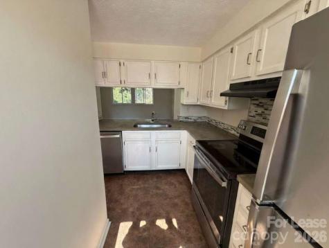 9432 Lexington Circle Charlotte NC 28213