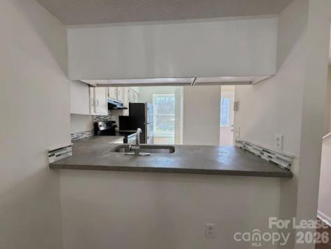 9432 Lexington Circle Charlotte NC 28213