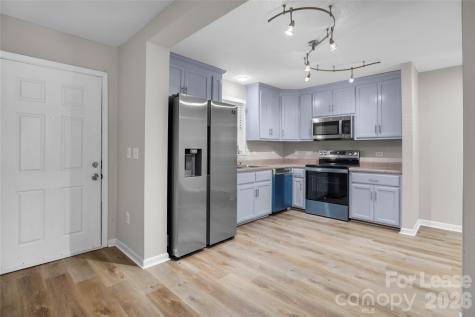 2020 Lasalle Street Charlotte NC 28216