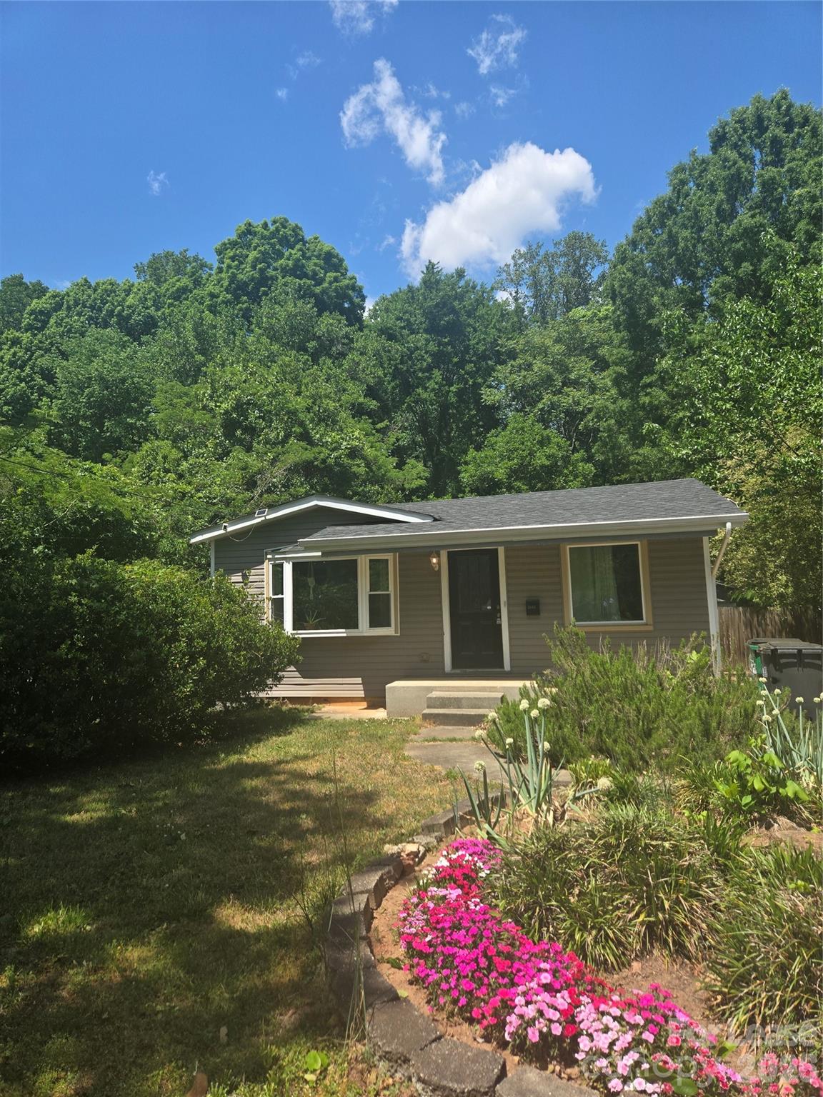 3837 Ironwood Street Charlotte NC 28206