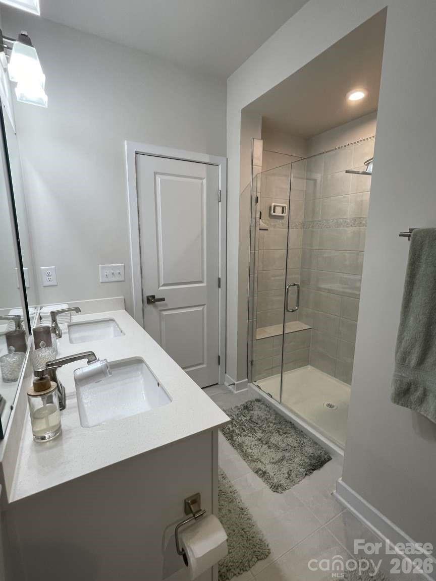 404 Spearfield Lane Charlotte NC 28205