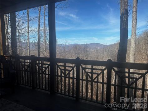 300 Creekside Way Burnsville NC 28714