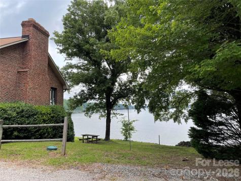 8966 Holdsclaw Road Terrell NC 28682
