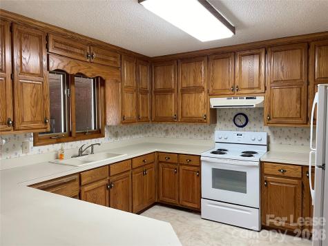 8966 Holdsclaw Road Terrell NC 28682