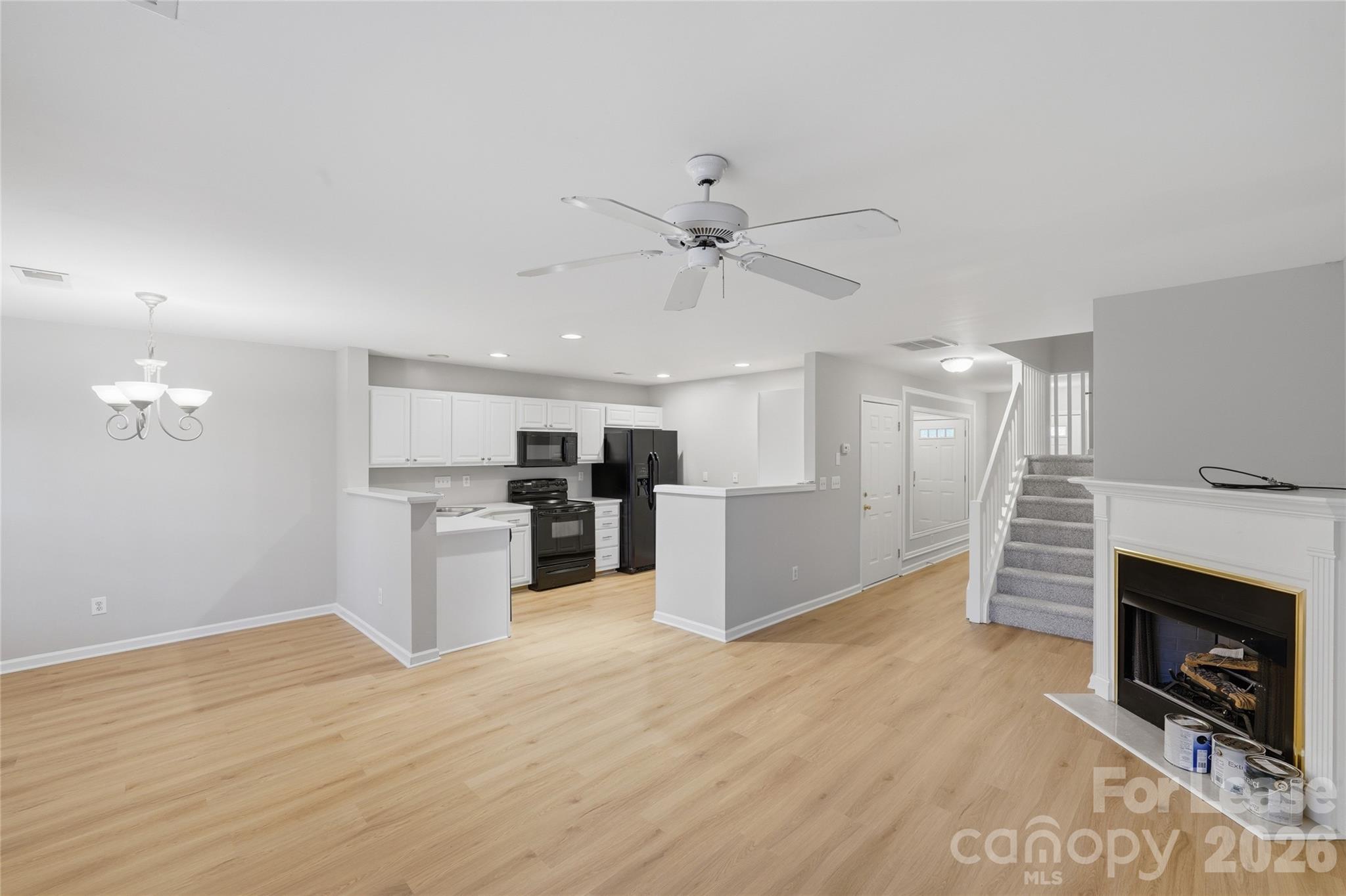 8144 Christmas Court Charlotte NC 28216