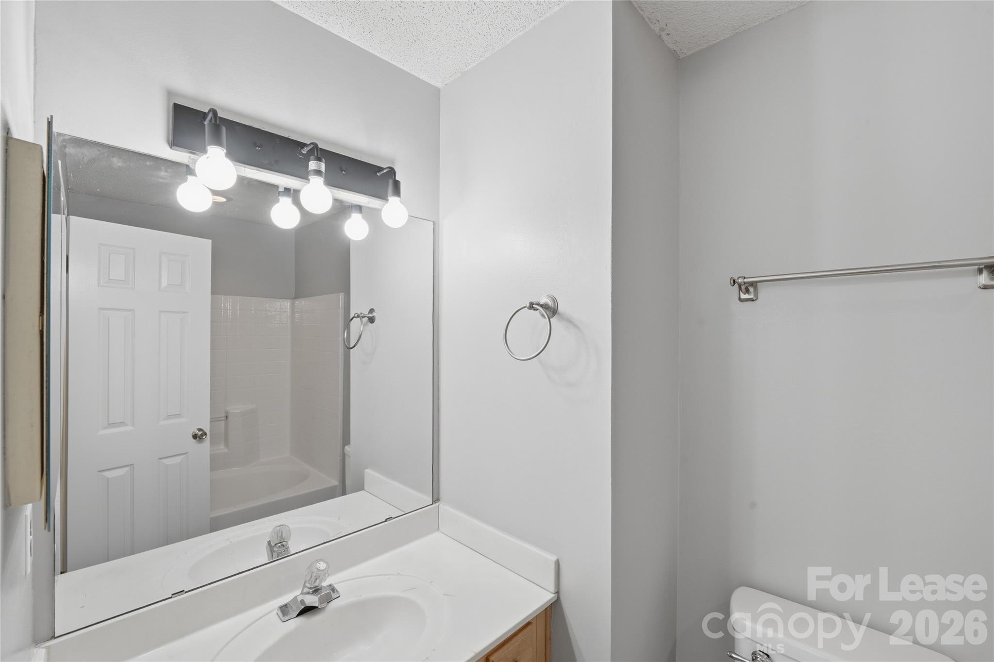 8144 Christmas Court Charlotte NC 28216