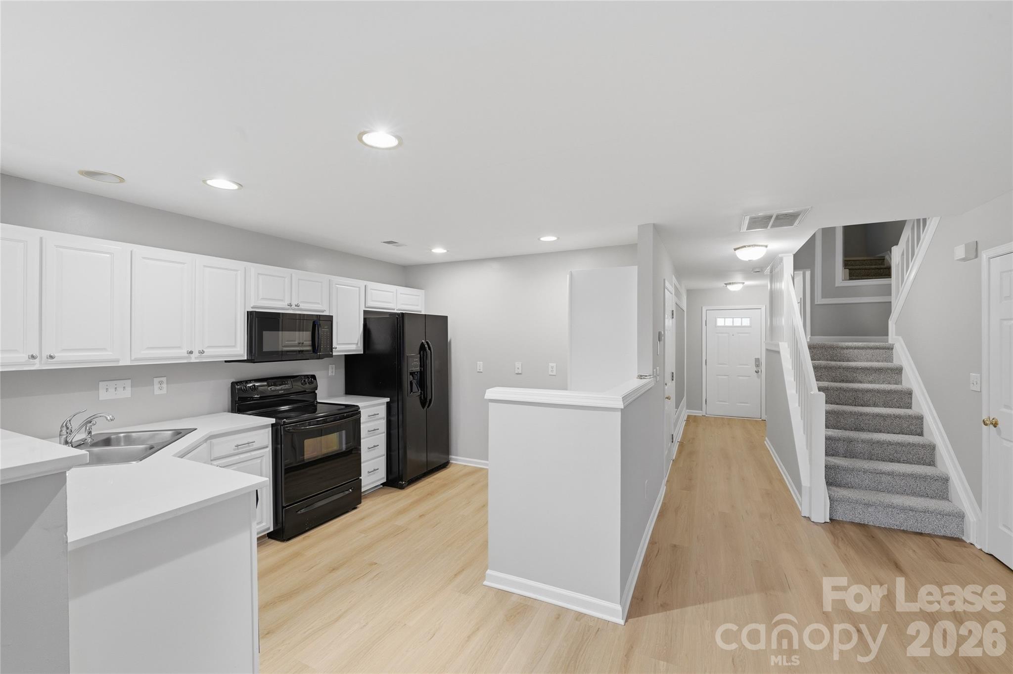 8144 Christmas Court Charlotte NC 28216