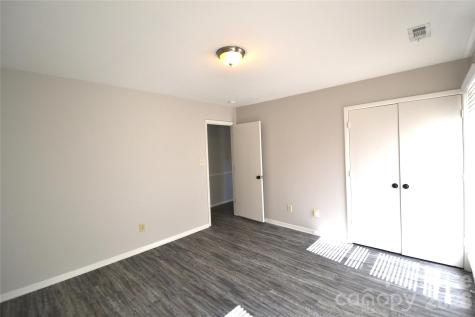 100 Old Farm Court Matthews NC 28104