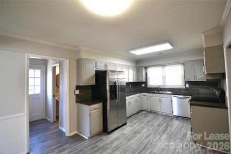 100 Old Farm Court Matthews NC 28104
