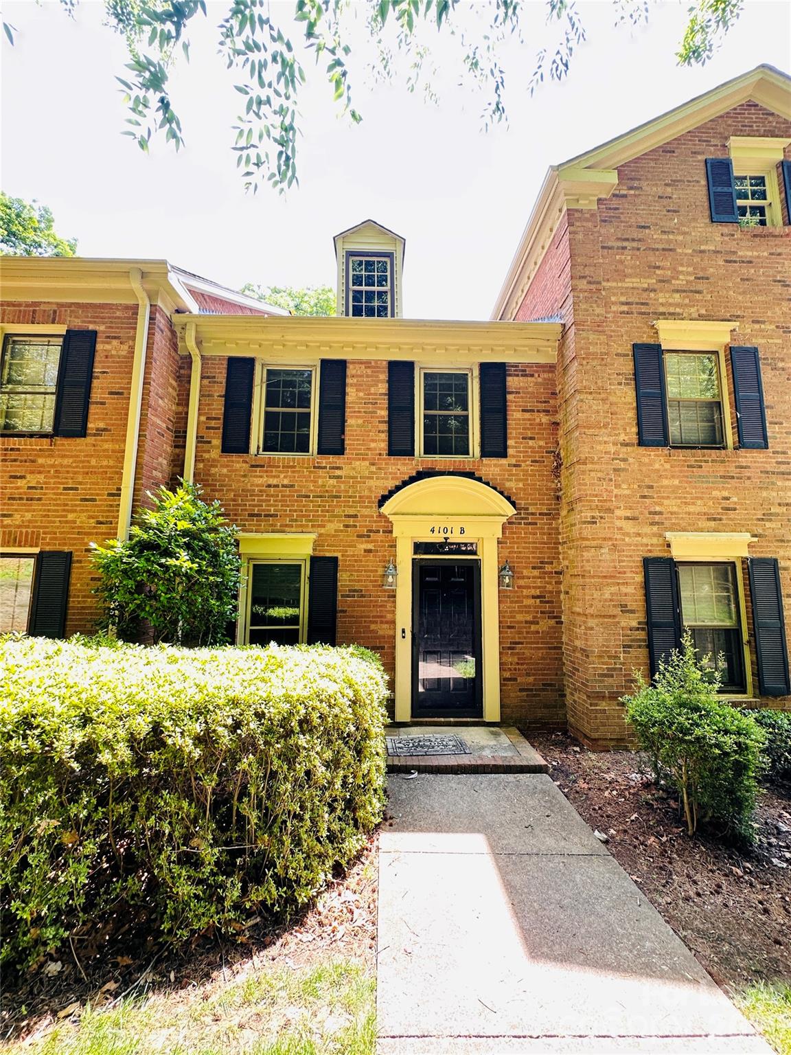 4101 Ivystone Court Charlotte NC 28277